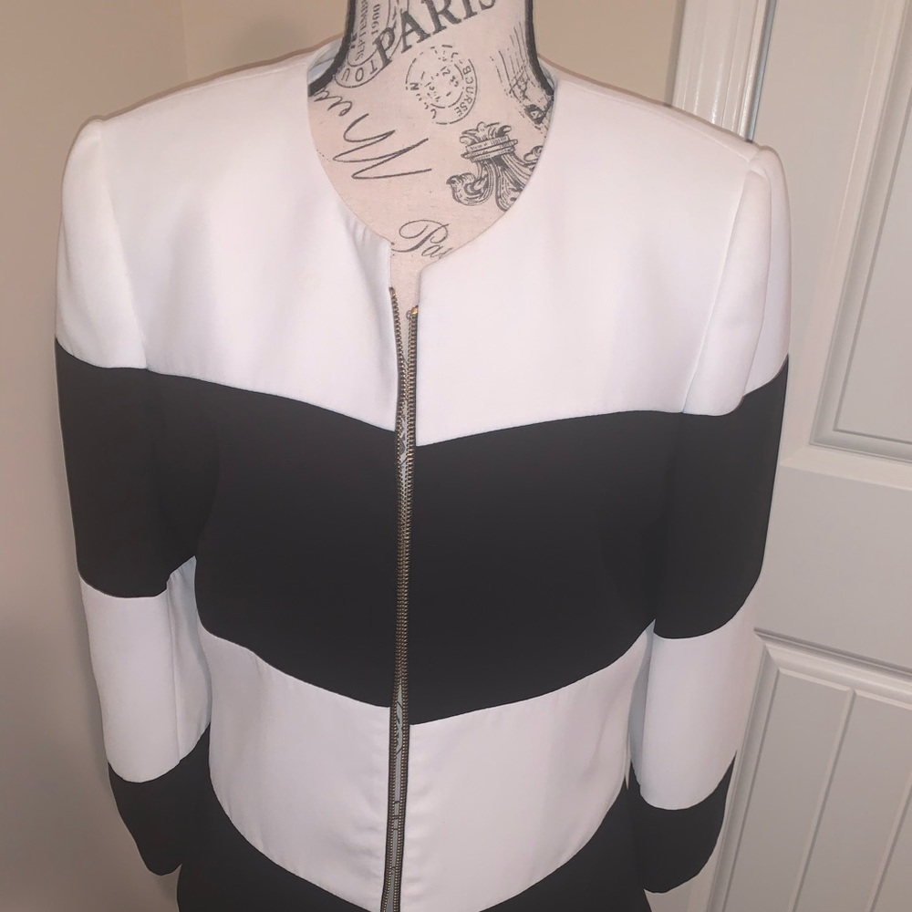 Beautiful Classic Black and White Blazer